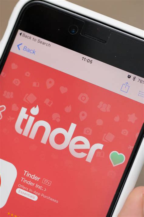 aplicaciones para buscar pareja gratis en español|Tinder 